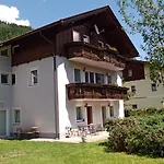 Haus Edelweiss Moelltal 公寓 *