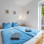Haus Edelweiss Moelltal *