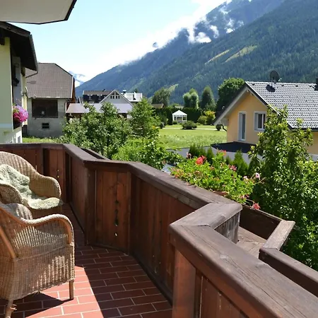 Haus Edelweiss Moelltal Флаттах