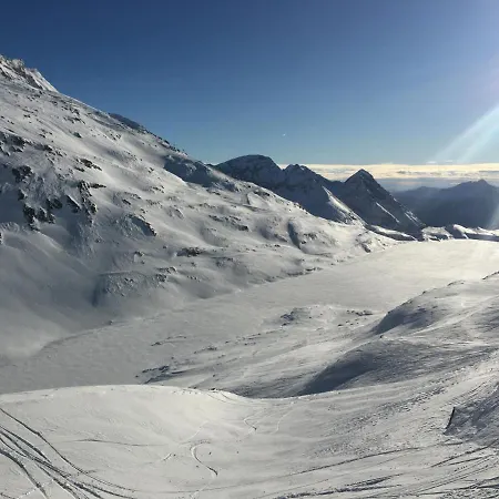 Haus Edelweiss Moelltal Апартаменты Флаттах