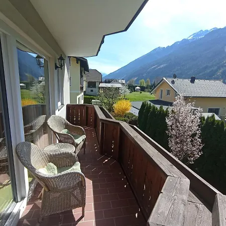 Haus Edelweiss Moelltal *