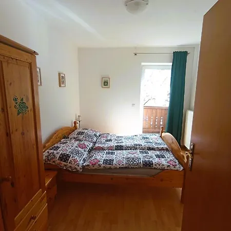 Haus Edelweiss Moelltal Флаттах