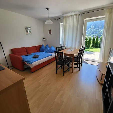 Haus Edelweiss Moelltal * Флаттах