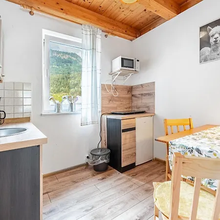 Haus Edelweiss Moelltal *