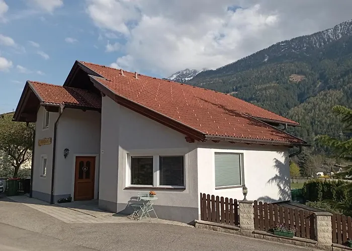 Haus Edelweiss Moelltal