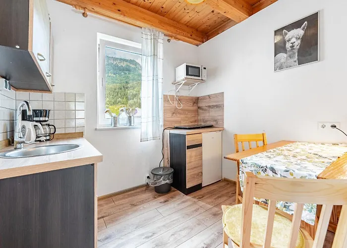 Haus Edelweiss Moelltal *