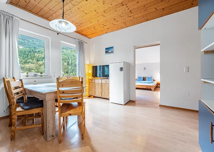 Apartment Haus Edelweiss Moelltal